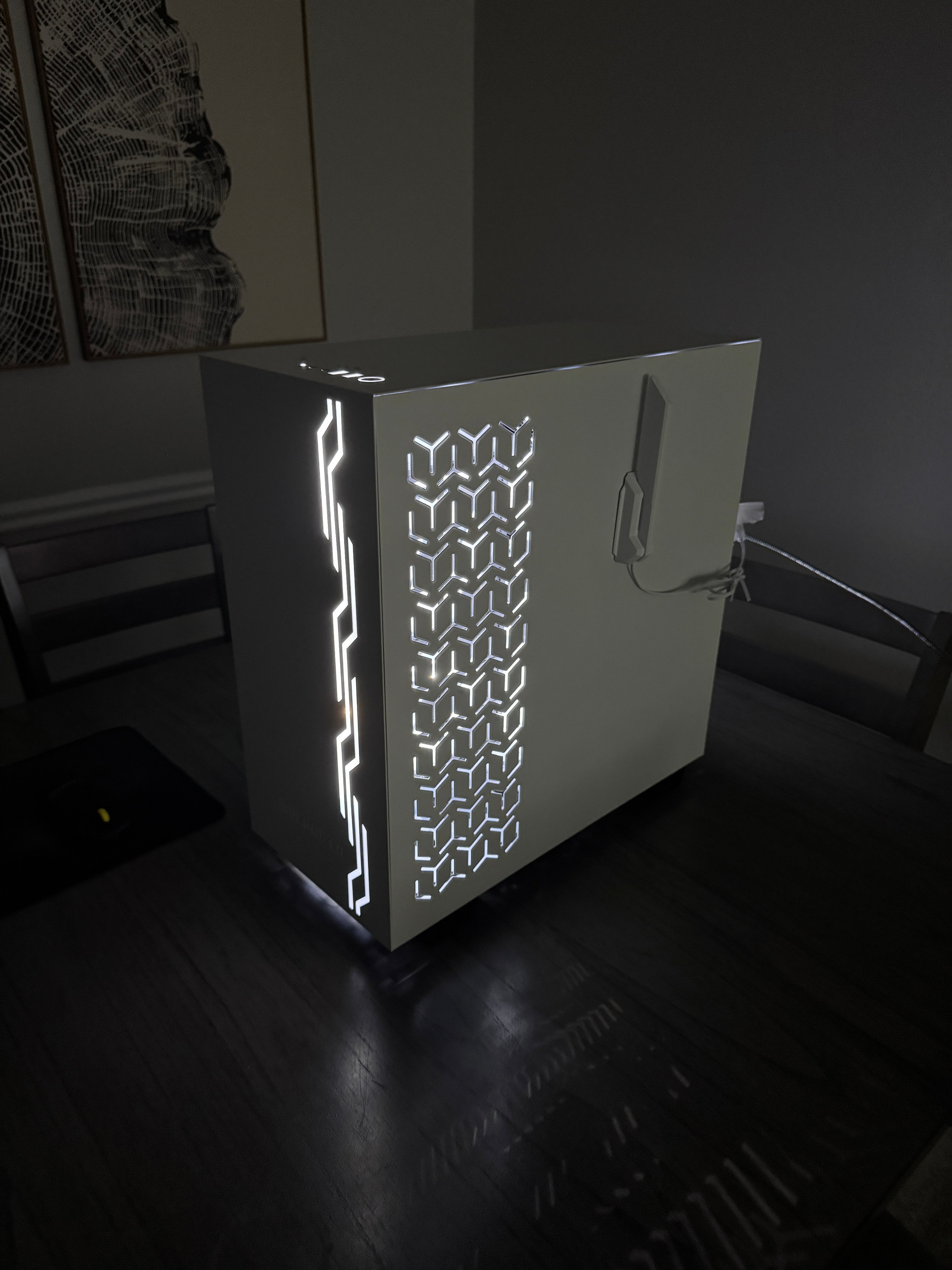 Prebuilt: Greendoor Systems Custom Snowblind S Edition Gaming PC