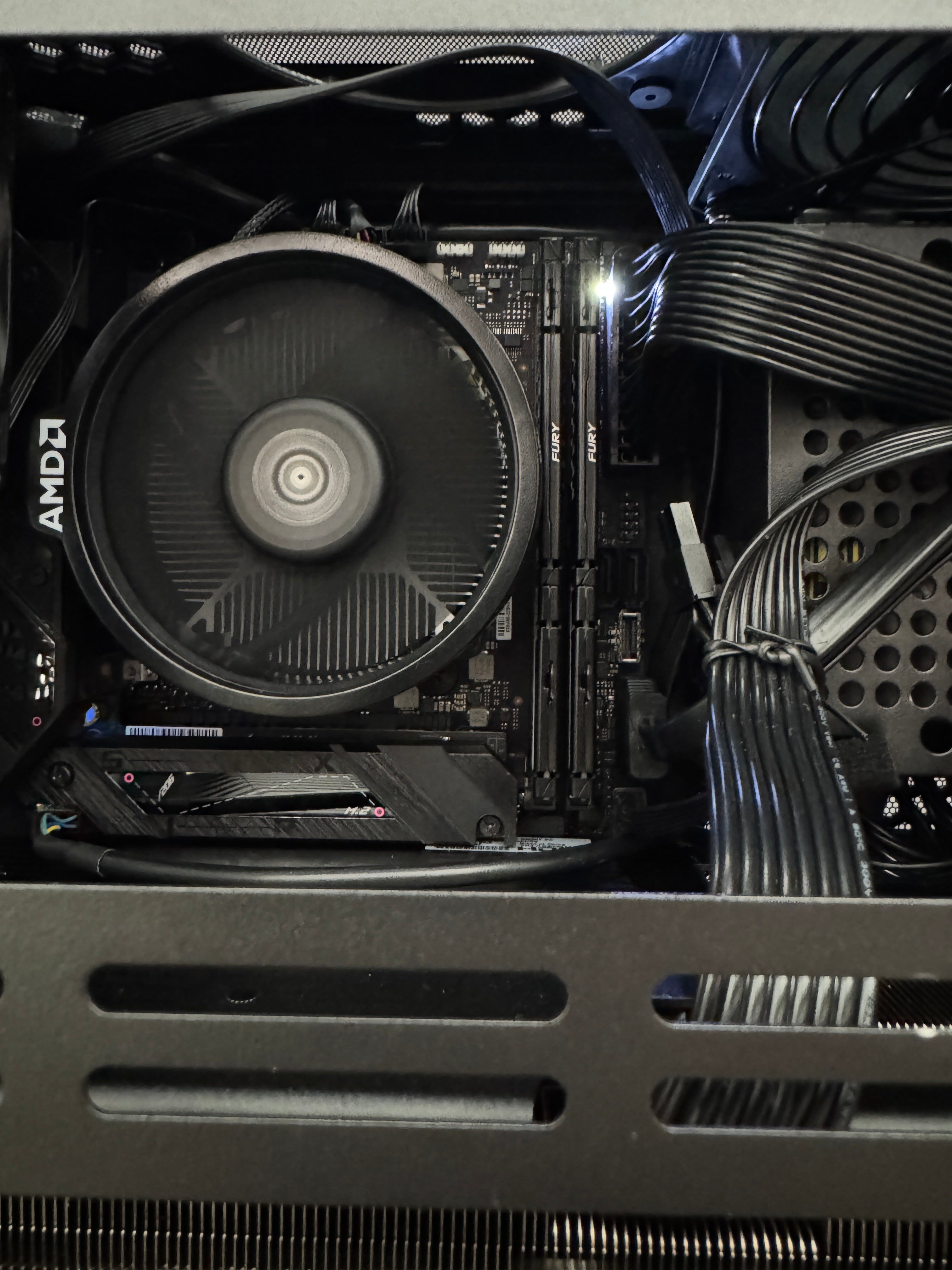 Prebuilt: High-End SFF Mini Gaming PC | Radeon 9060 XT | Ryzen 8500G | 16GB DDR5 | NR200 ITX | Win11 Pro